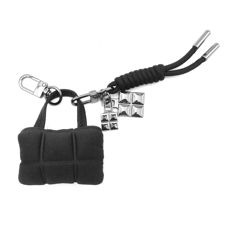 BAG CHARMS NERO 1