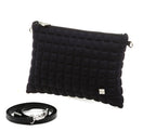 una borsetta da donna della collezione BPrime Bags, modello clutch, realizzata con il tessuto riciclato termoformato 3D Cube, con chiusura a zip logo BPrime in metallo, color verde militare.