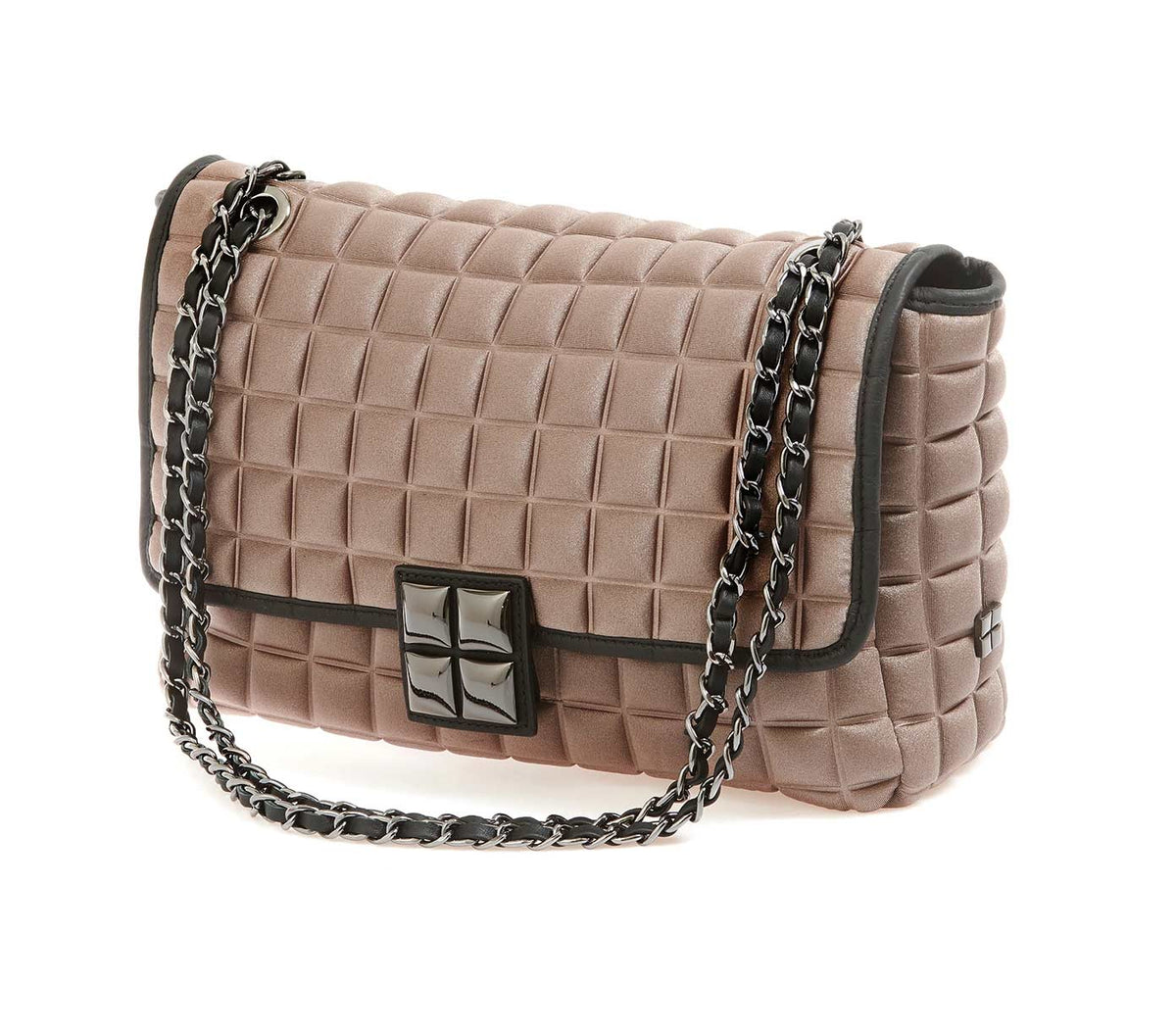 una borsa da donna a tracolla della collezione BPrime Bags, realizzata con il tessuto riciclato termoformato 3D Cube, con chiusura a girello e tracolla a catena regolabile.