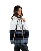 GINEVRA LAMI BIG VELLUTO NERO Indossato