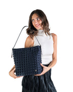 KOBE LAMI NERO Indossato 1